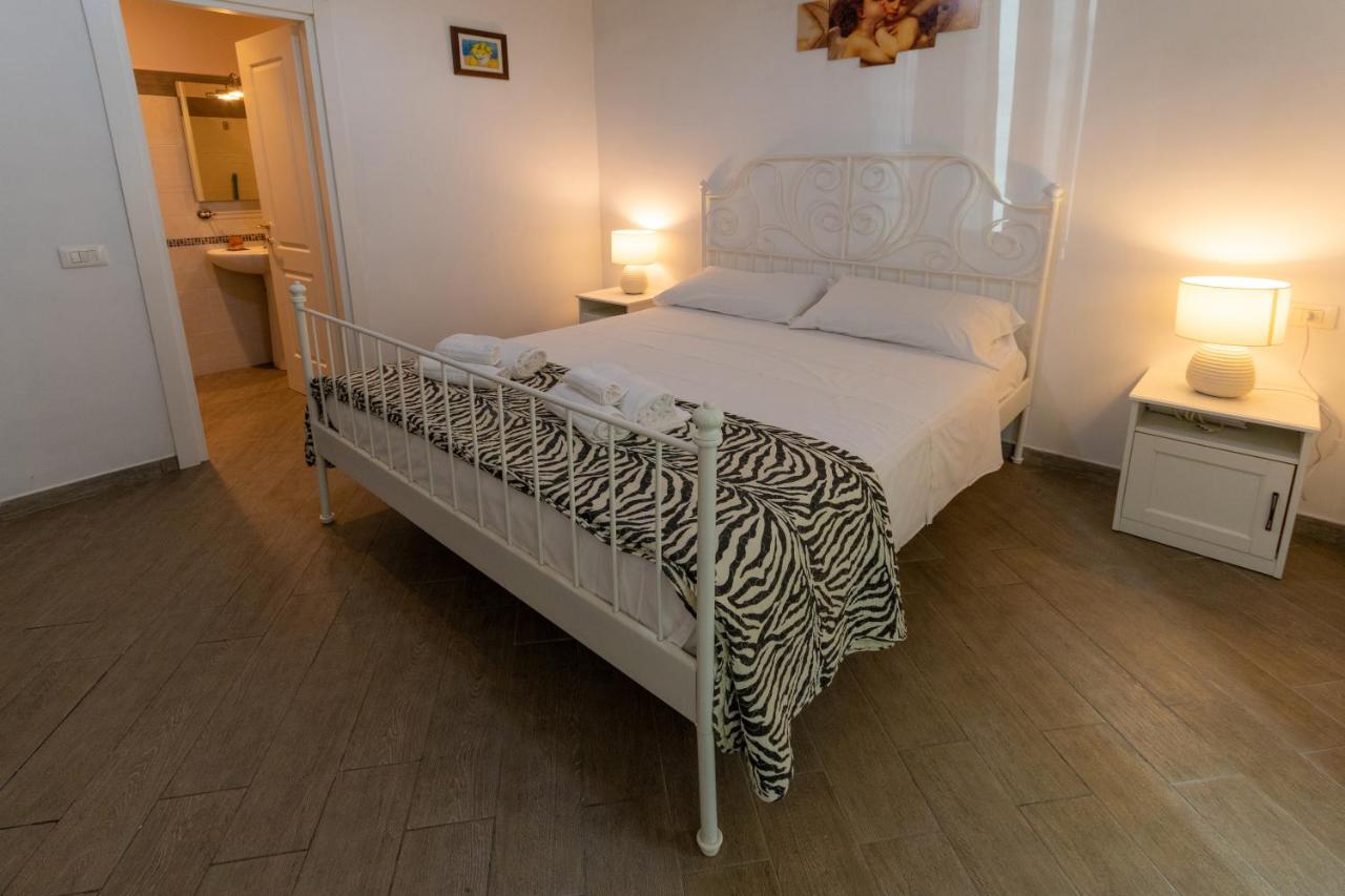 Vercelli Guest House Near San Giovanni Rome Luaran gambar