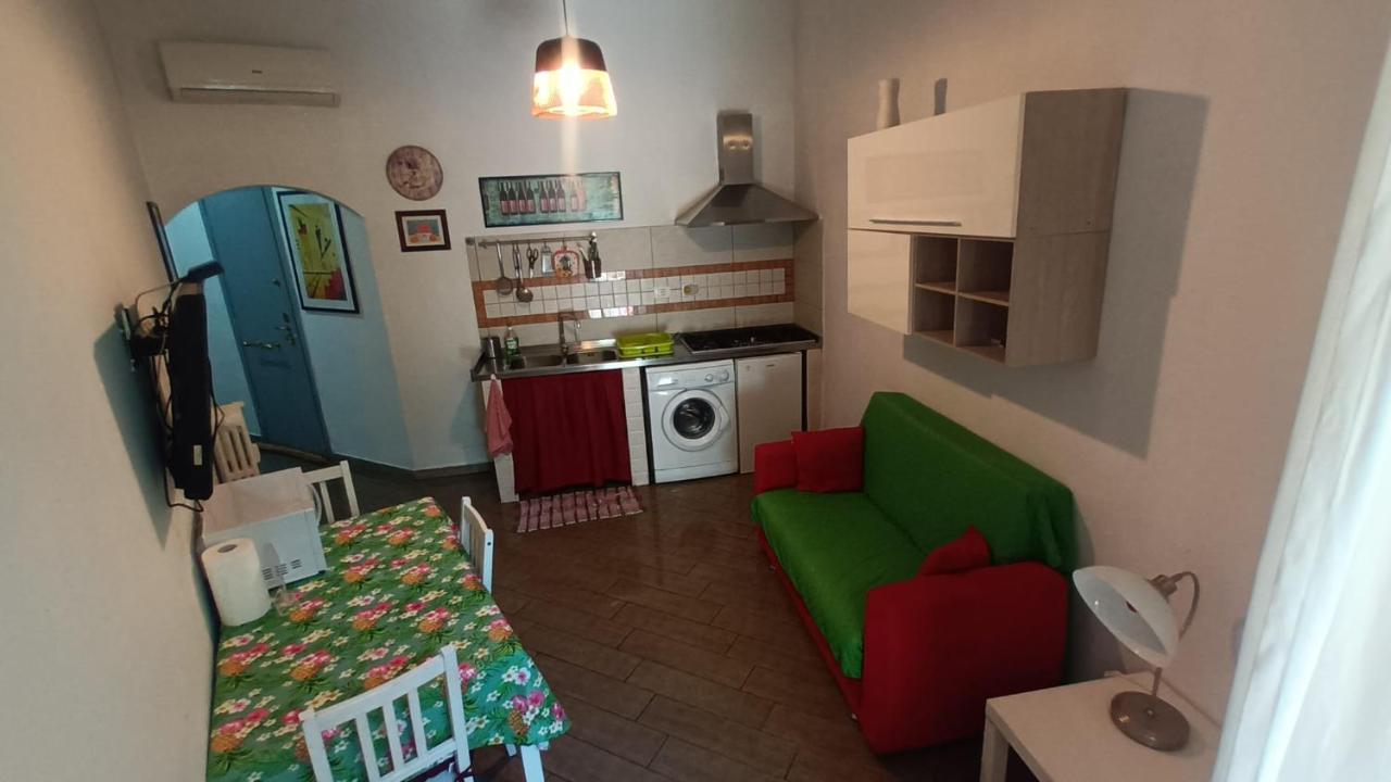 Vercelli Guest House Near San Giovanni Rome Luaran gambar